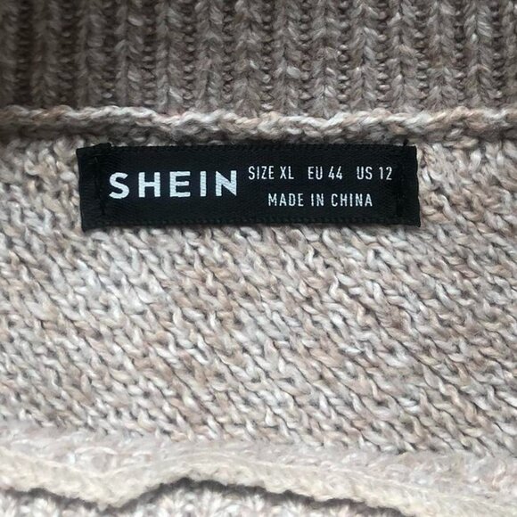 SHEIN Lune Poncho - Picture 3 of 5